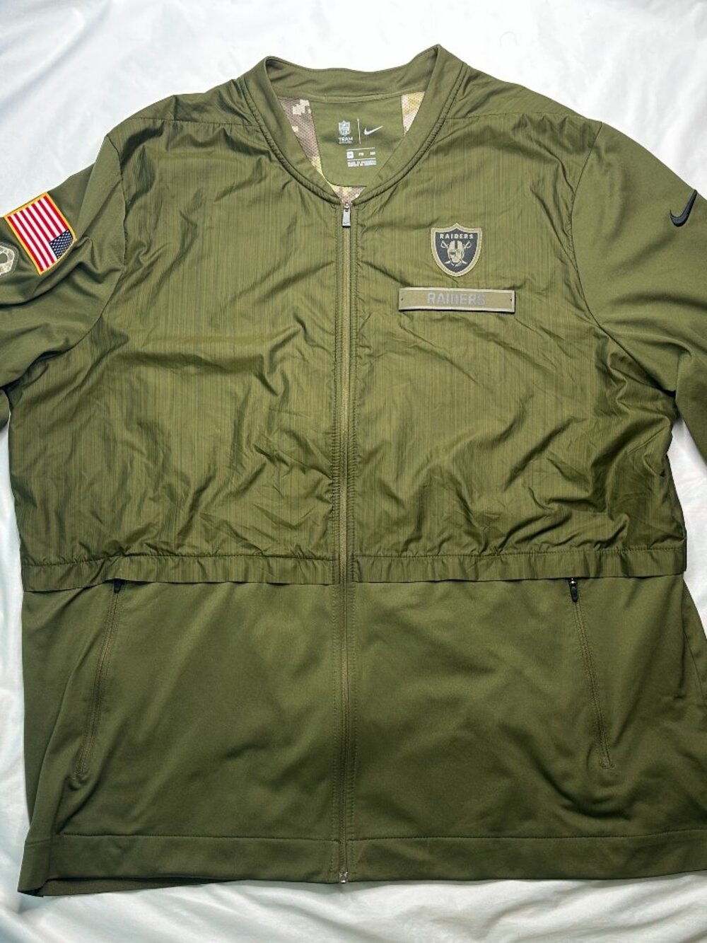 Nike Las Vegas Raiders Jacket Men's 3XL Green NFL Camo Flag Salute to Service